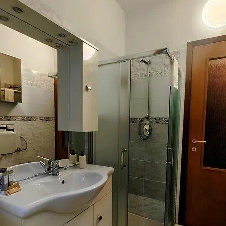 فندق مبيت وإفطار B&B Madonna Della Neve ستريزا