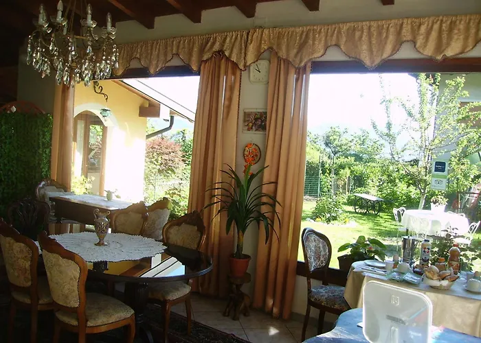 Madonna Della Neve Oda ve Kahvaltı