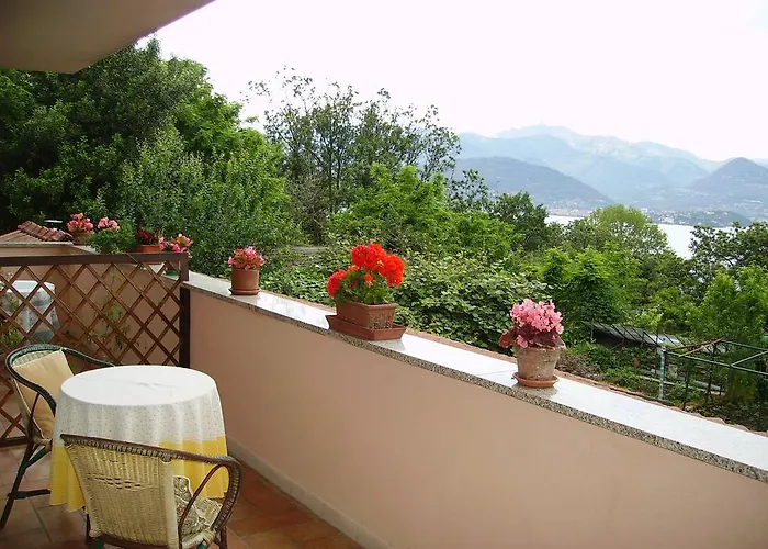 Madonna Della Neve Oda ve Kahvaltı Stresa